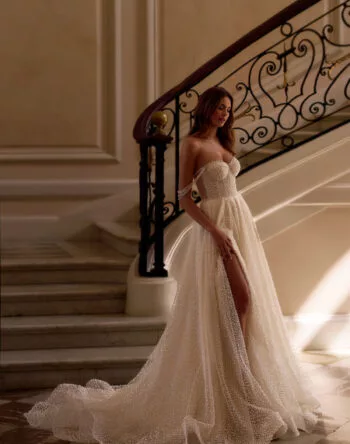 Anna Sposa Brautkleid: RAYVEN-1-350-444