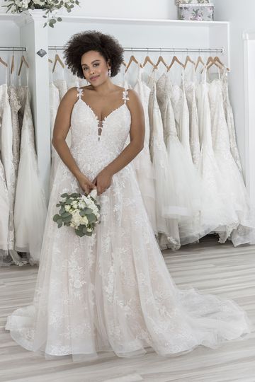 Brautkleid: 44282PS_FF_Sincerity-Bridal_1SxIAp0