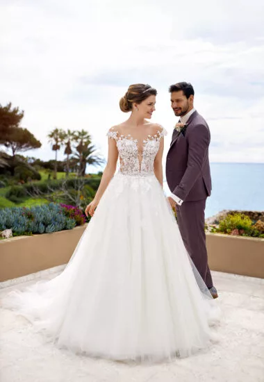 Tres Chic Brautkleid: tres-chic-2023-TC-22213-f-380x550-c