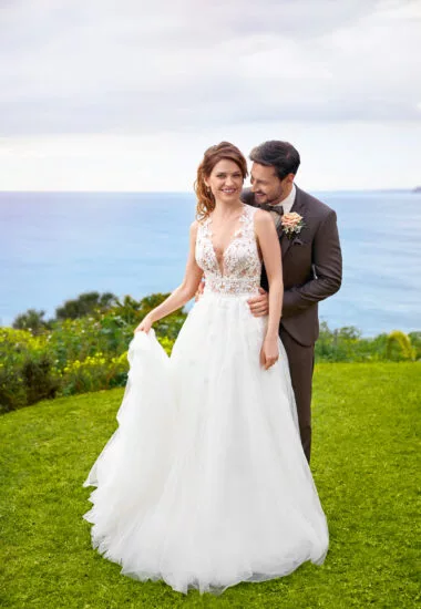 Tres Chic Brautkleid: tres-chic-2023-TC-22223-f-380x550-c