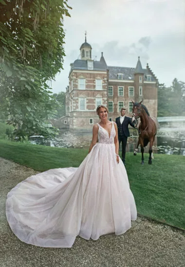 Tres Chic Brautkleid: tres-chic-2023-TC-22803-22806-12101-380x550-c