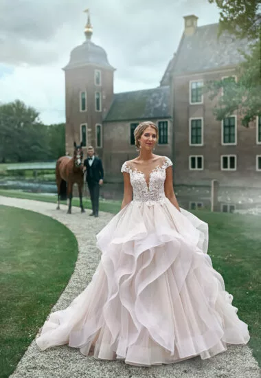 Tres Chic Brautkleid: tres-chic-2023-TC-22815-22806-13004-380x550-c