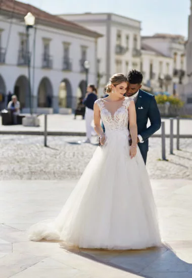 Tres Chic Brautkleid: tres-chic-2023-TC_23235_f-380x550-c