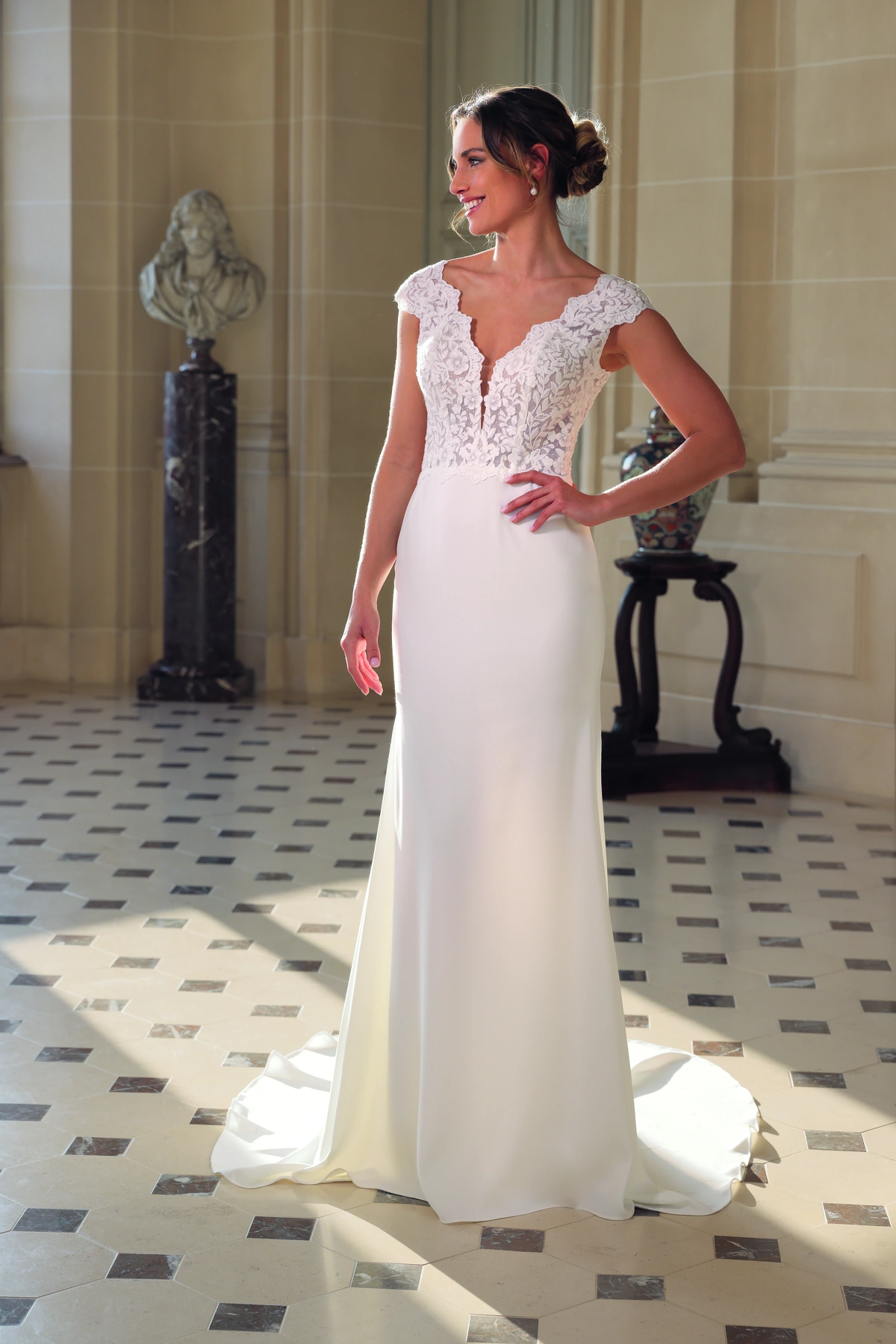 Azuree Bridal Brautkleid: Aiko-front-AzureeBridal-05770