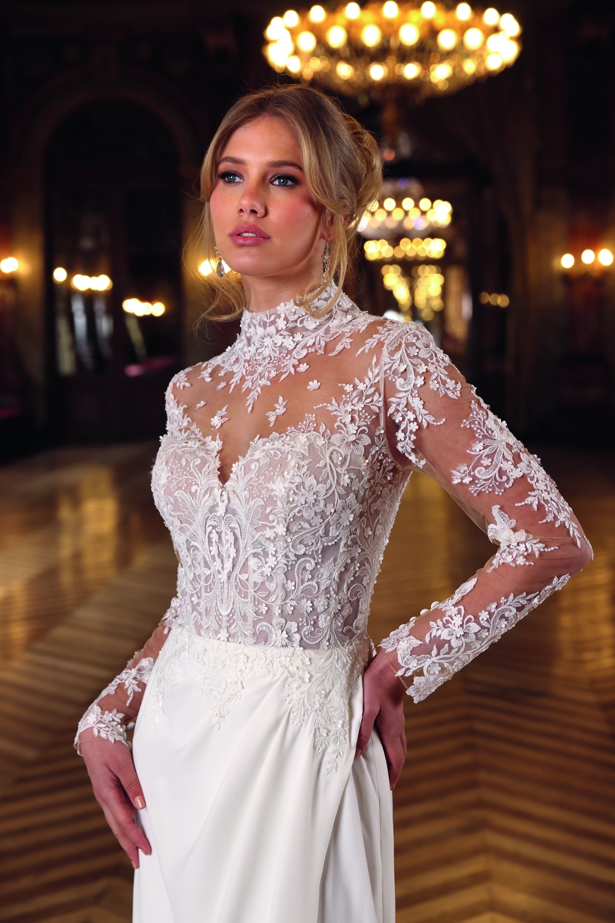 Azuree Bridal Brautkleid: Allister-close-AzureeBridal-01747