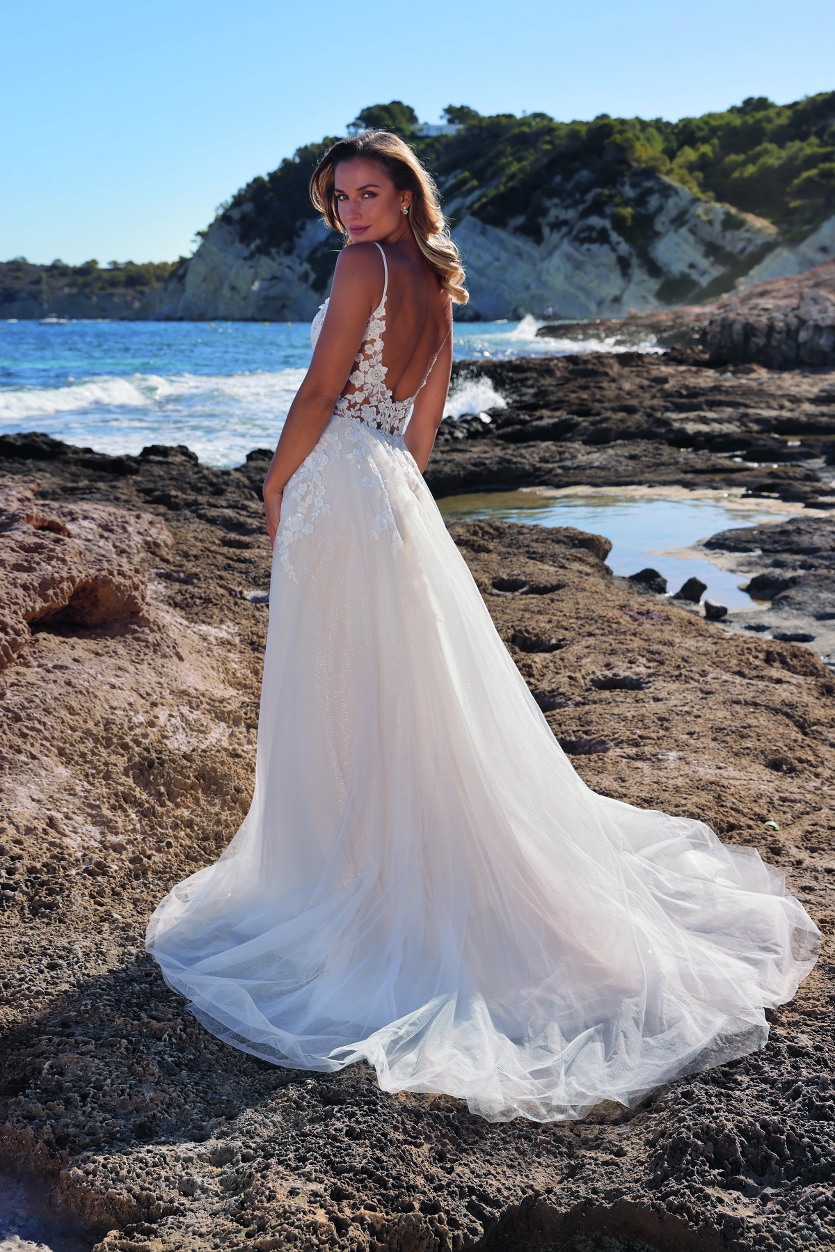 Azuree Bridal Brautkleid: Anthonia-back-AzureeBridal-08154