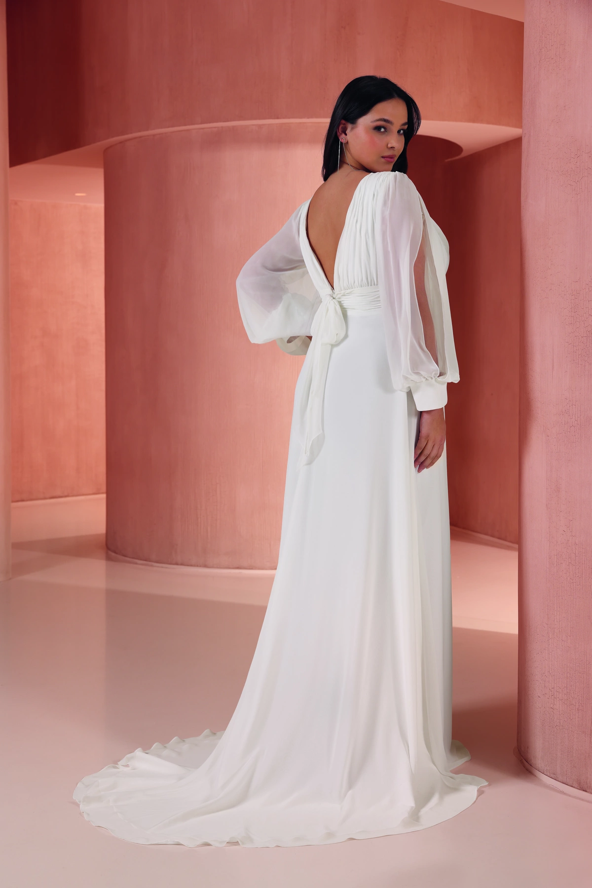 Azuree Bridal Brautkleid: Capri-back-AzureeBridal-LS-1543