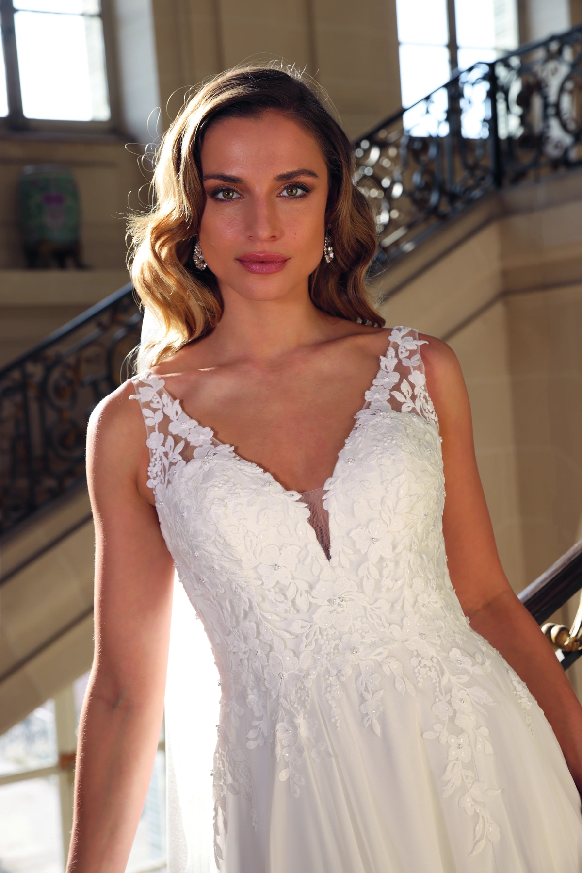 Azuree Bridal Brautkleid: Chantal-close-AzureeBridal-05557