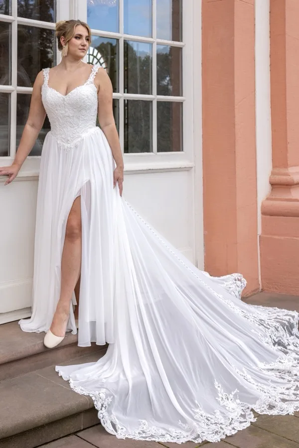 Brautkleid gro&szlig;e Gr&ouml;&szlig;en: Madonna-90803_12A6533