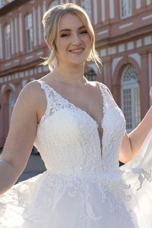 Brautkleid gro&szlig;e Gr&ouml;&szlig;en: Madonna-90809_12A4636