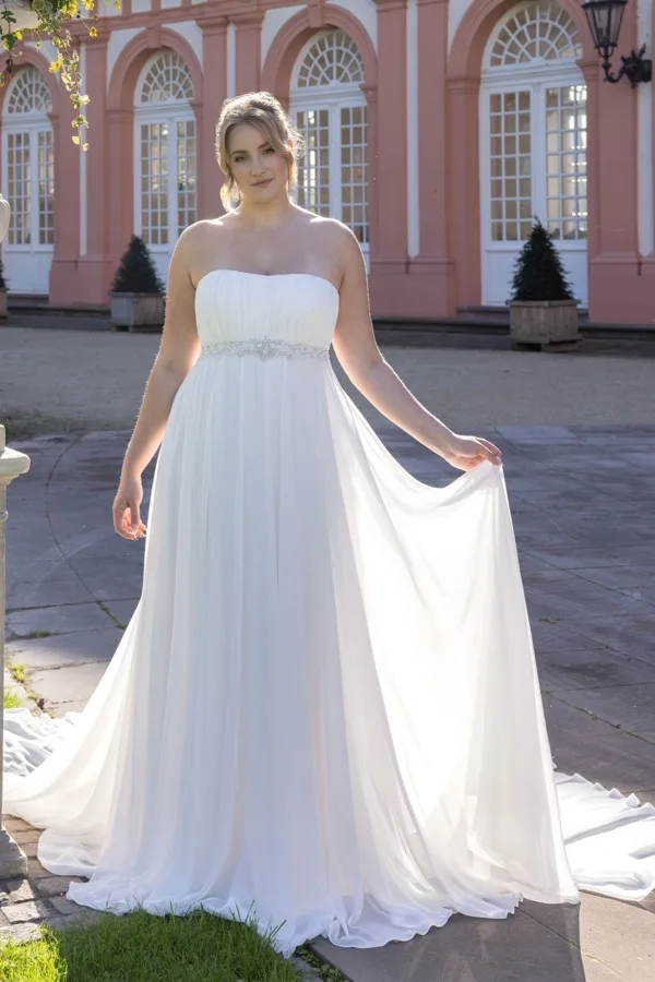 Brautkleid gro&szlig;e Gr&ouml;&szlig;en: Madonna-90812_12A5323