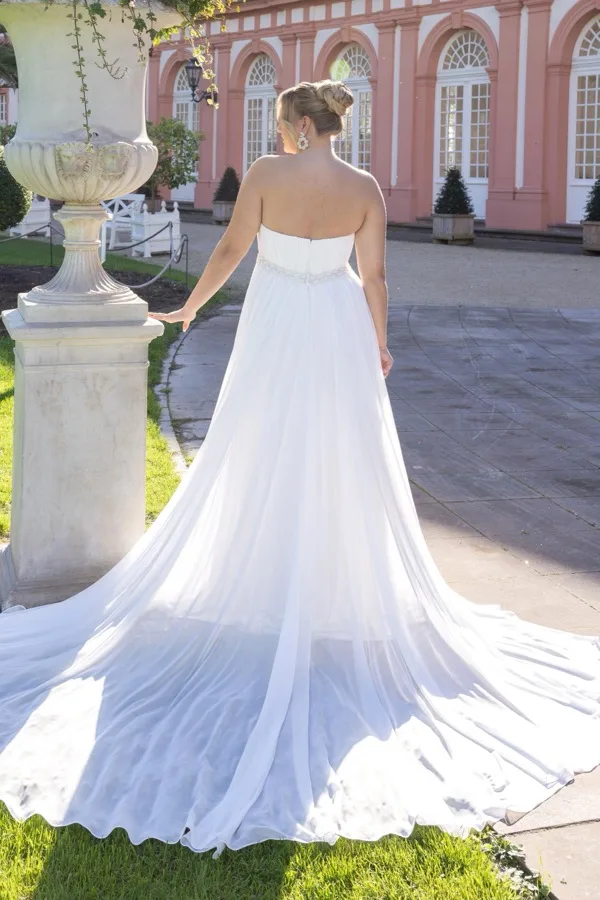 Brautkleid gro&szlig;e Gr&ouml;&szlig;en: Madonna-90812_12A5412