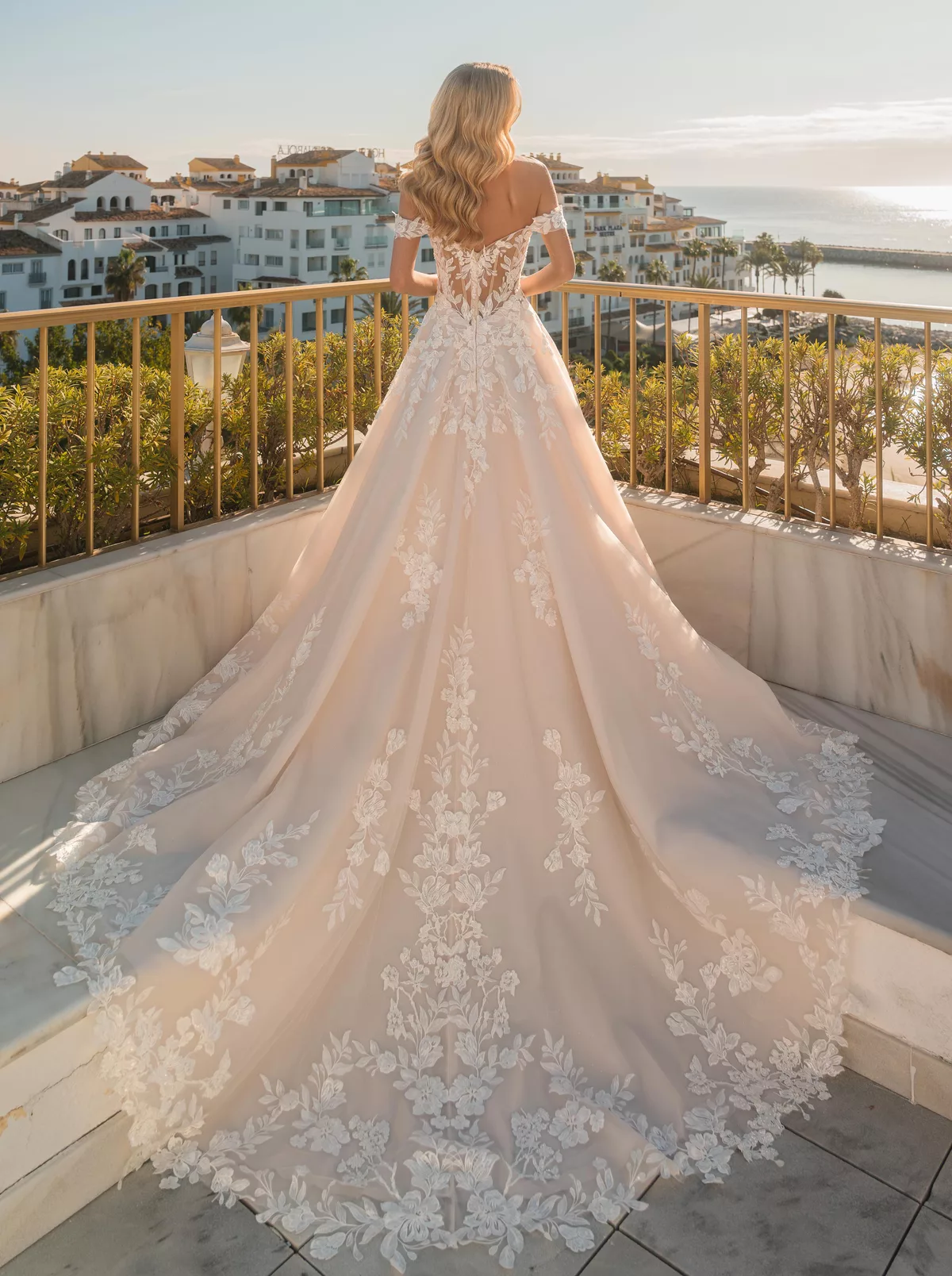 Diane Legrand Bridal Brautkleid: 31017-_DSC7028-Enhanced-NR-Edit