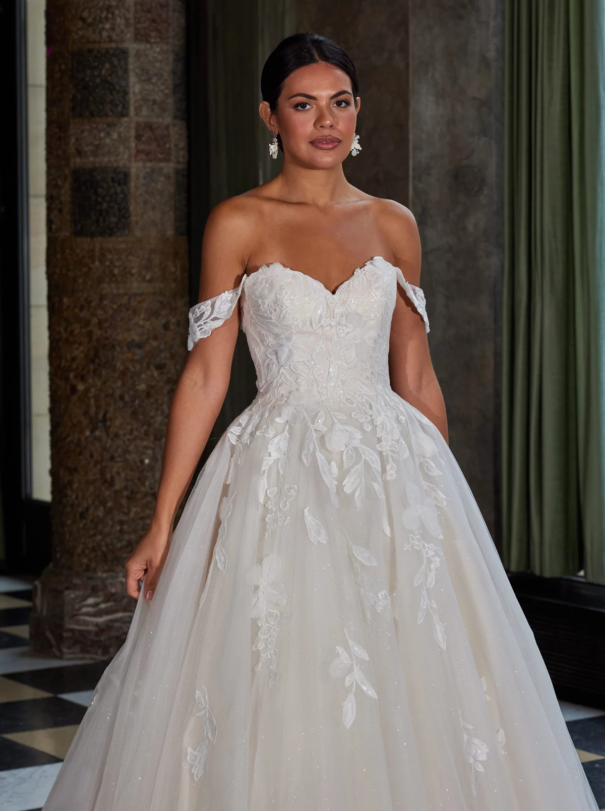 Diane Legrand Bridal Brautkleid: 50910_GE2617_12A1344