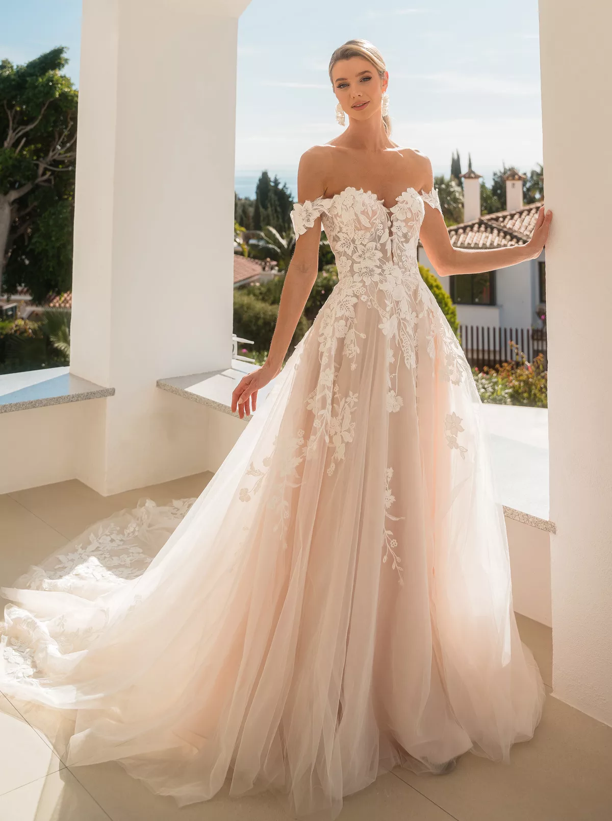 Diane Legrand Bridal Brautkleid: 8201_DSC3148-Enhanced-NR-Edit