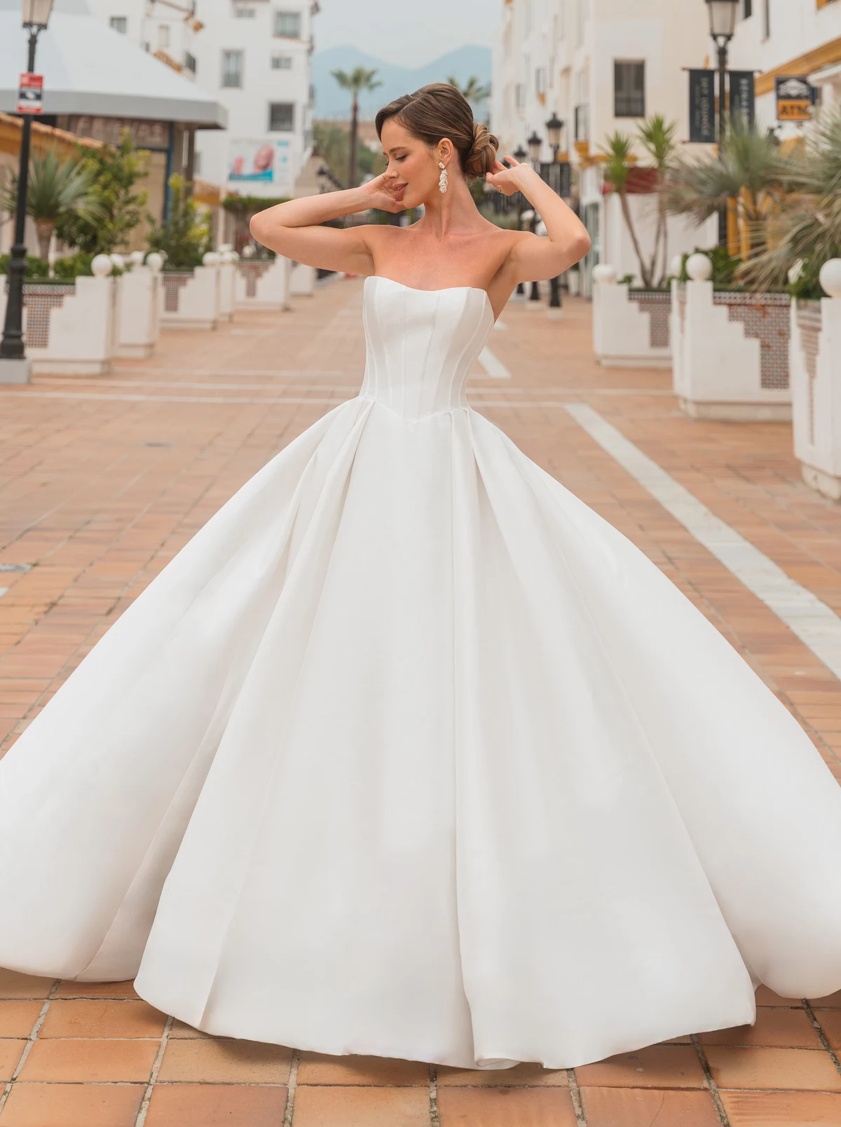 Diane Legrand Bridal Brautkleid: 8221_DSC7133-Enhanced-NR-Edit