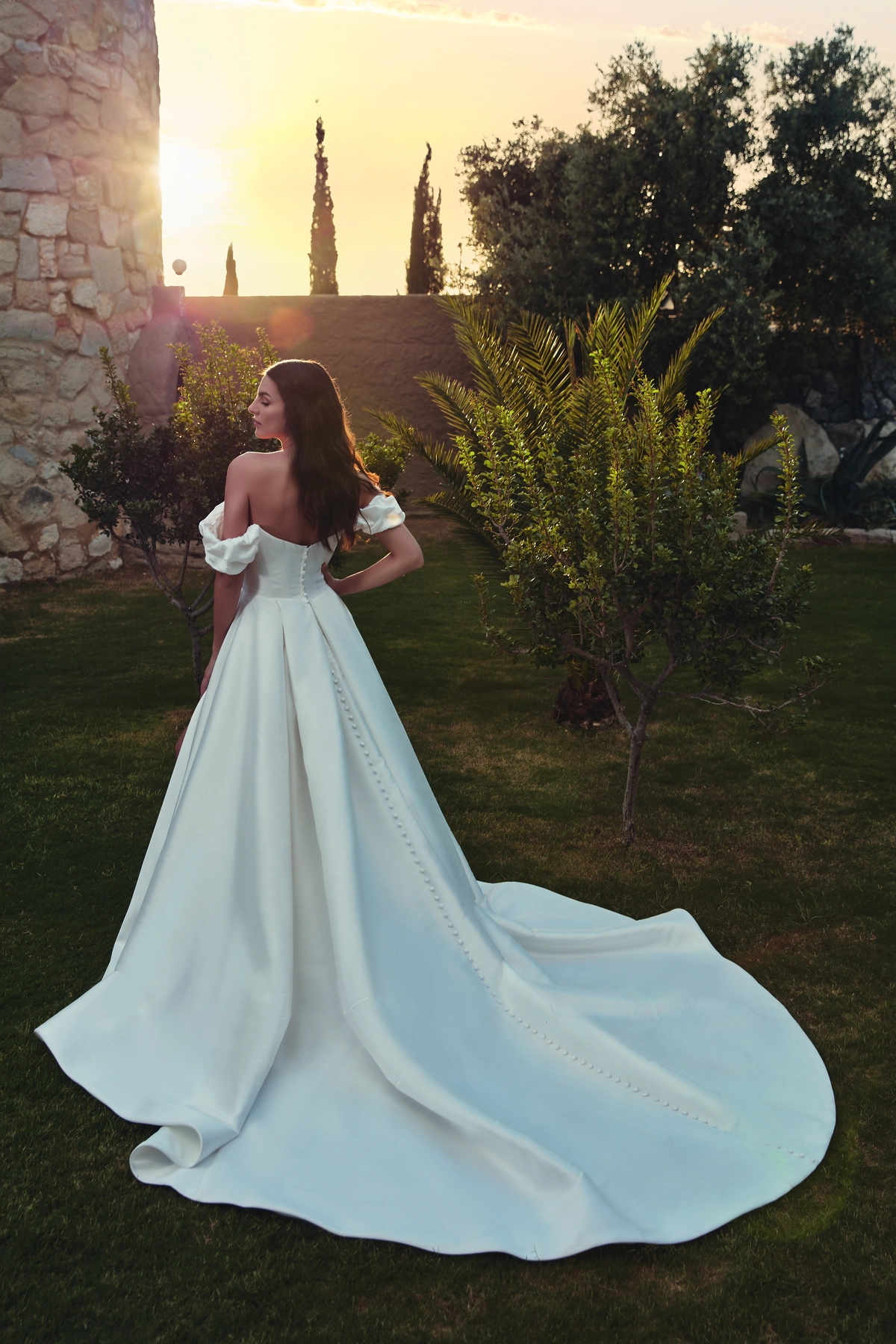 Eddy K - Milano Brautkleid: EK1807_Devon_Back