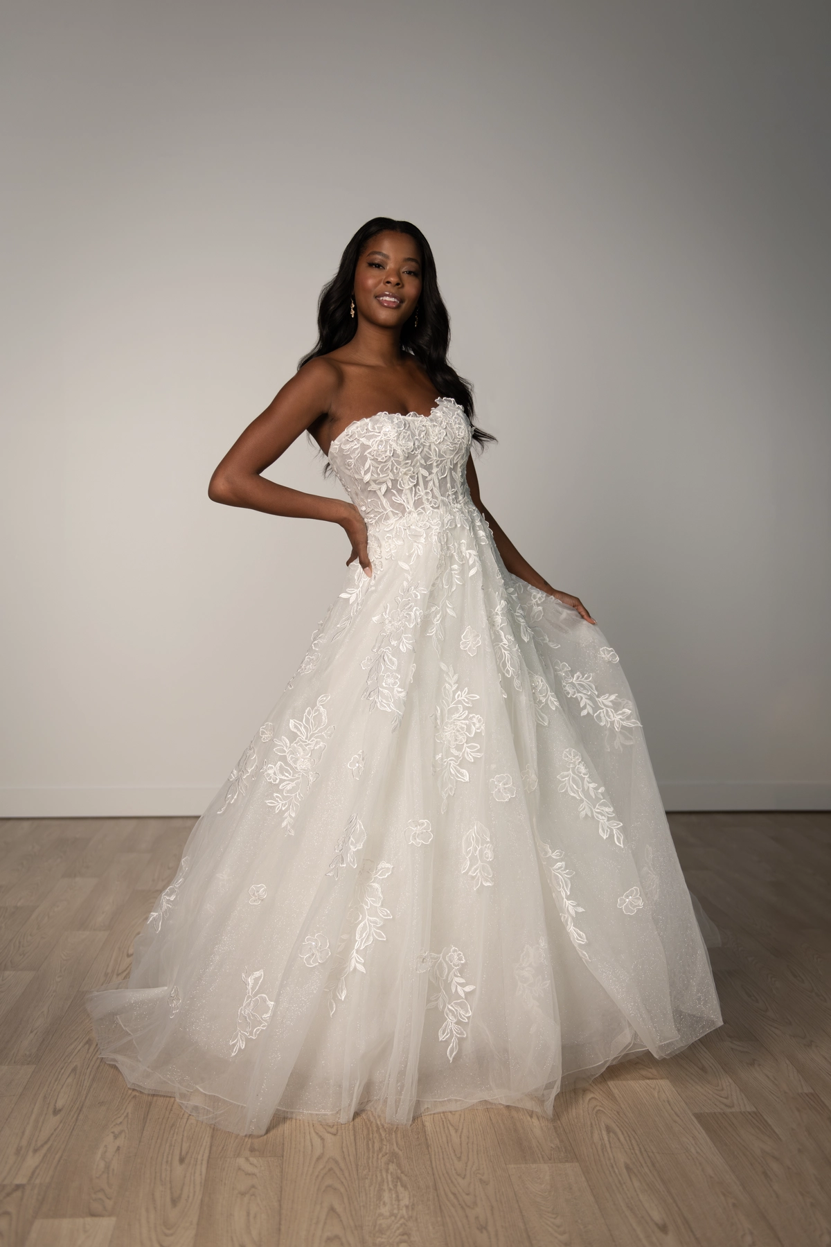 Stella York Brautkleid: SY8073-M25-CATSC-SY-01