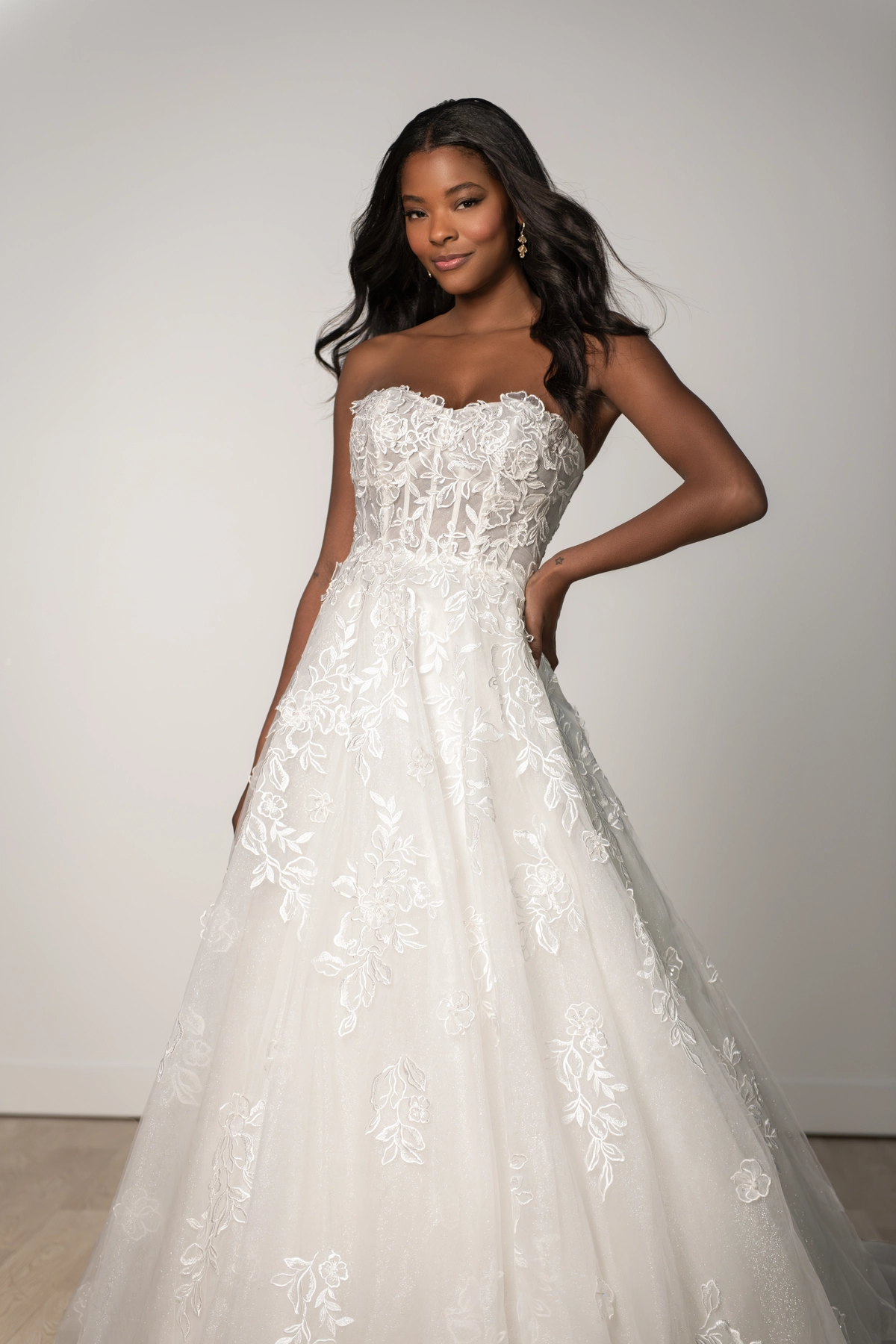 Stella York Brautkleid: SY8073-M25-CATSC-SY-04