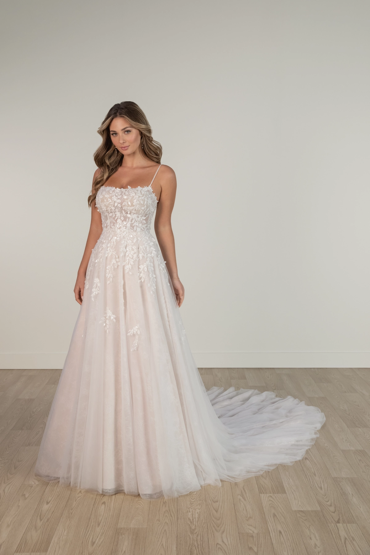 Stella York Brautkleid: SY8105-M25-CAT-SY-01