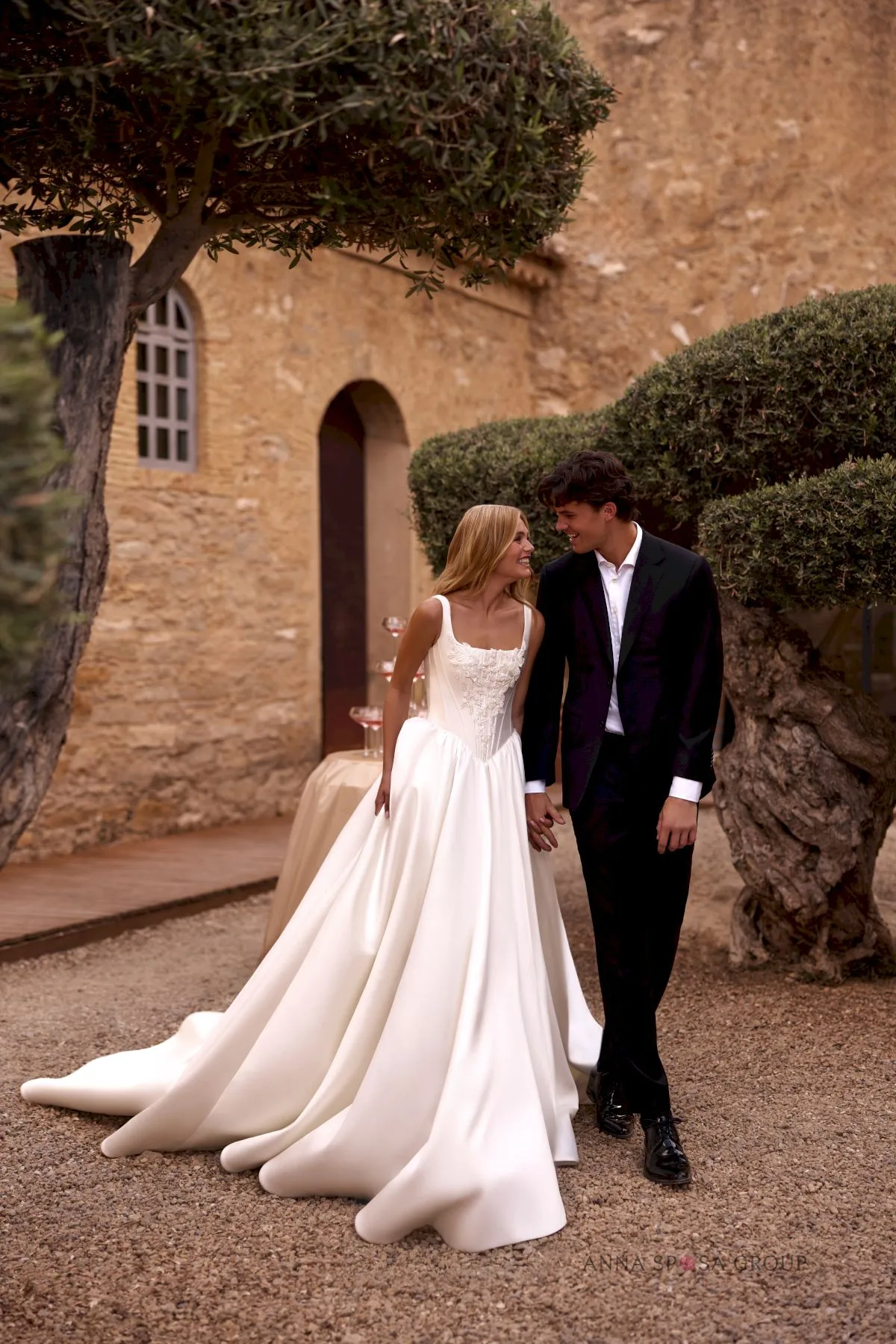 Anna Sposa Brautkleid: ILLUNTA-3