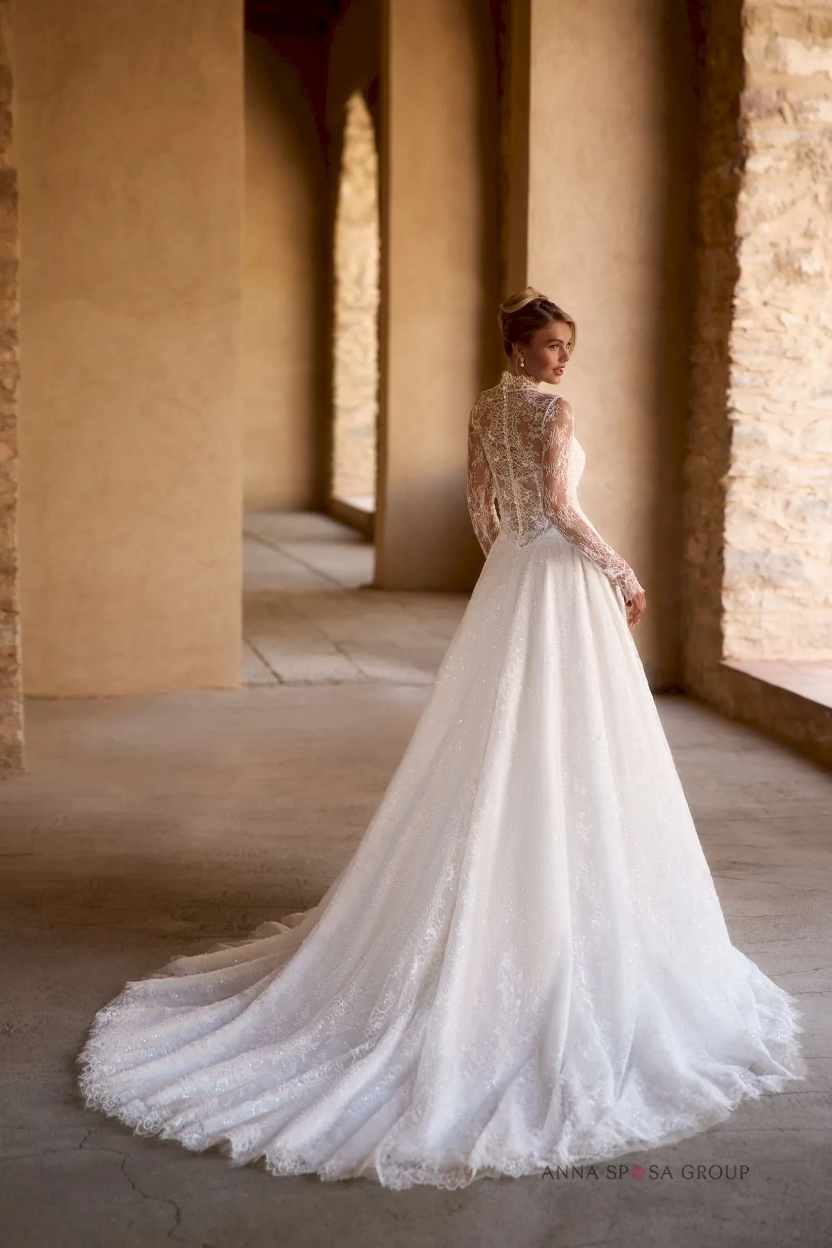 Anna Sposa Brautkleid: SIRELLA-4