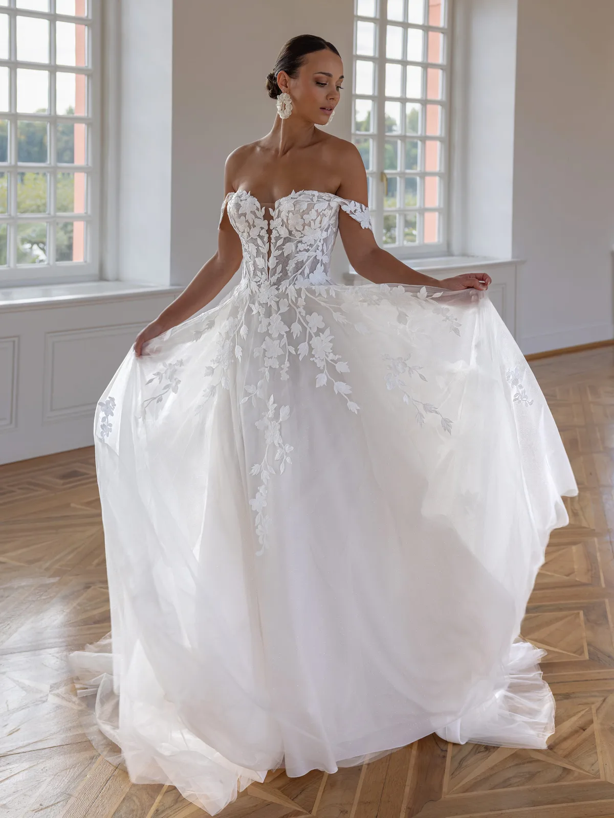 Diane Legrand De Luxe Brautkleid: De-Luxe-10000-12A8408-Edit