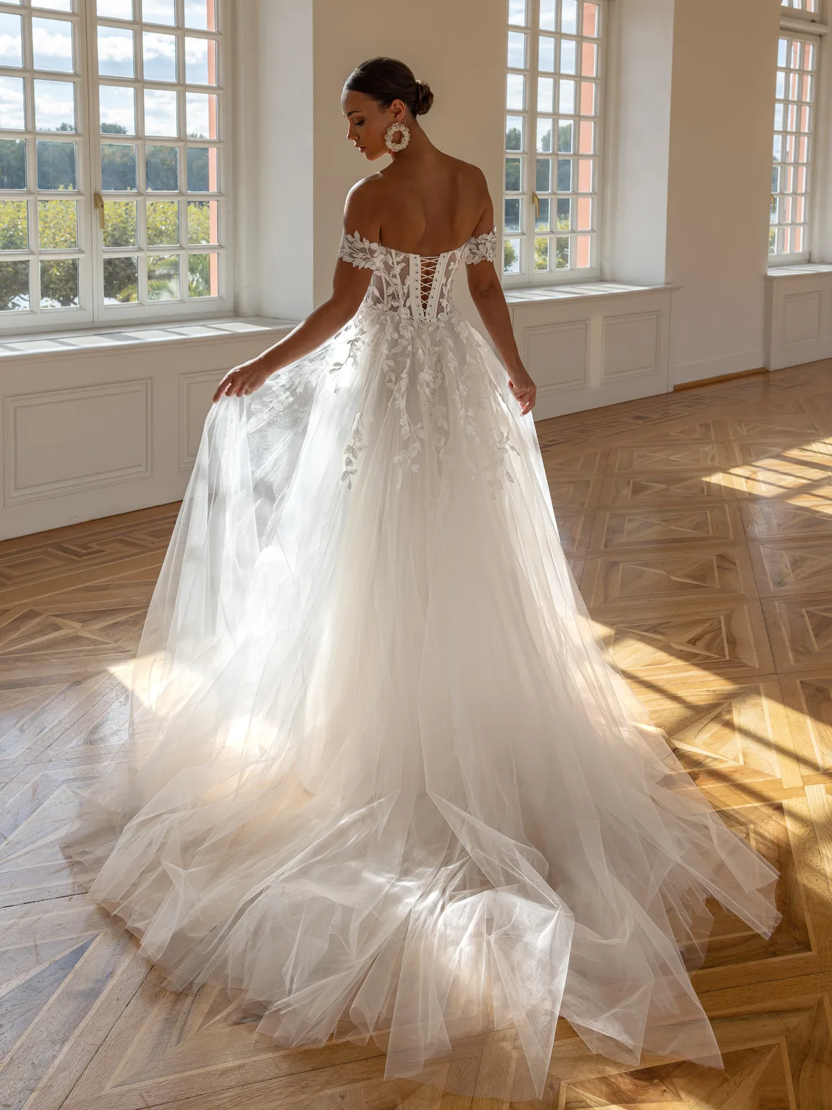 Diane Legrand De Luxe Brautkleid: De-Luxe-10002-12A8290-Edit