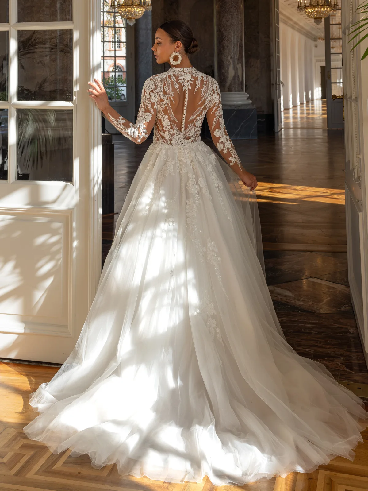 Diane Legrand De Luxe Brautkleid: De-Luxe-10003-12A8797-2-Edit