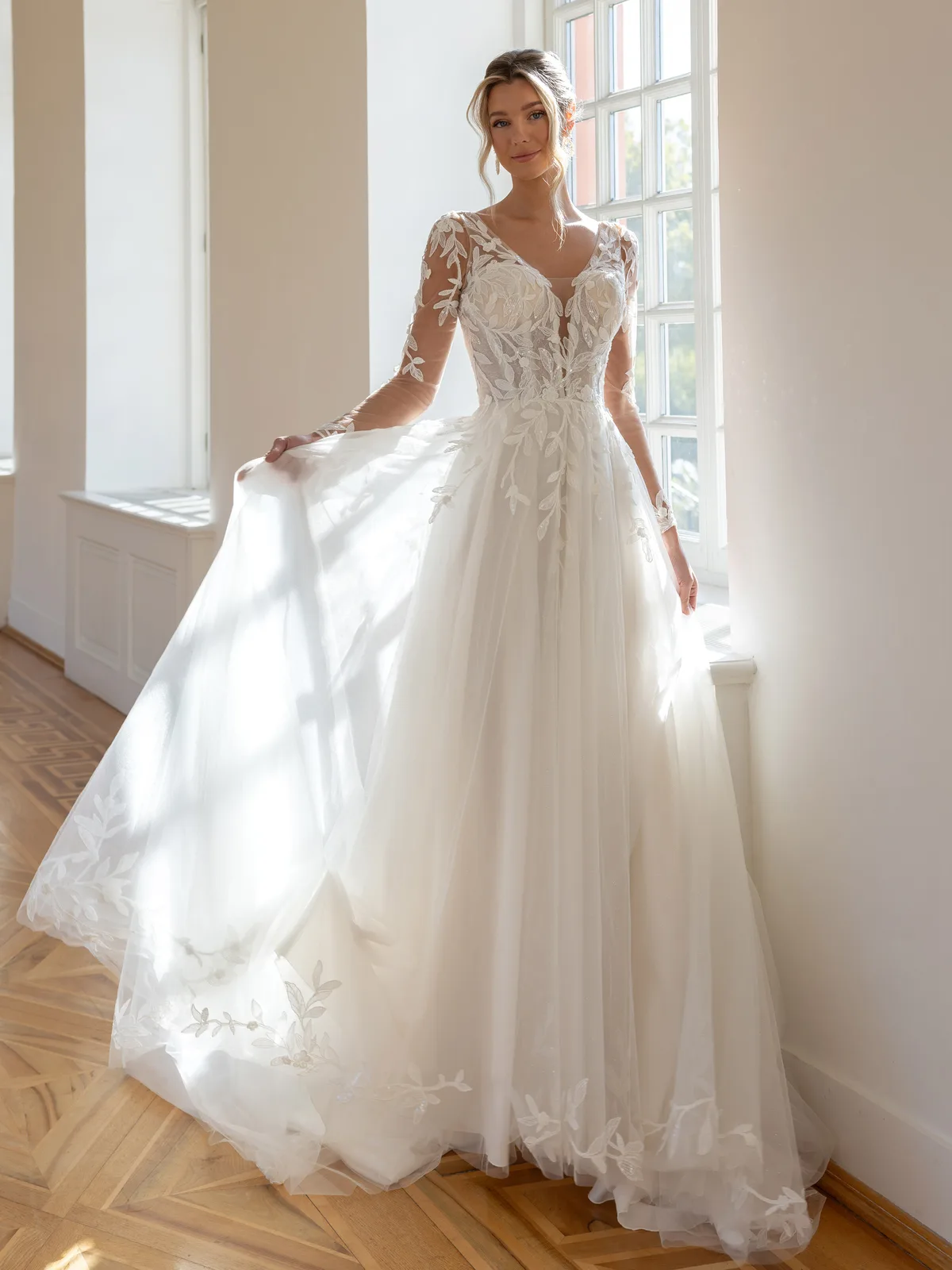 Diane Legrand De Luxe Brautkleid: De-Luxe-10004-12A5203-Edit