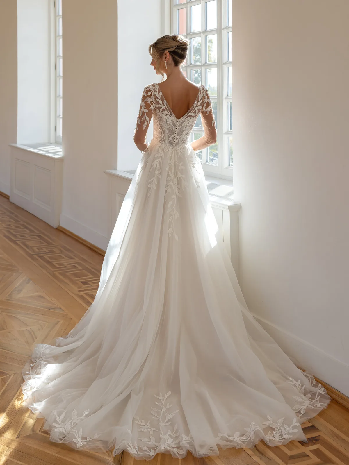 Diane Legrand De Luxe Brautkleid: De-Luxe-10004-12A5249-Edit