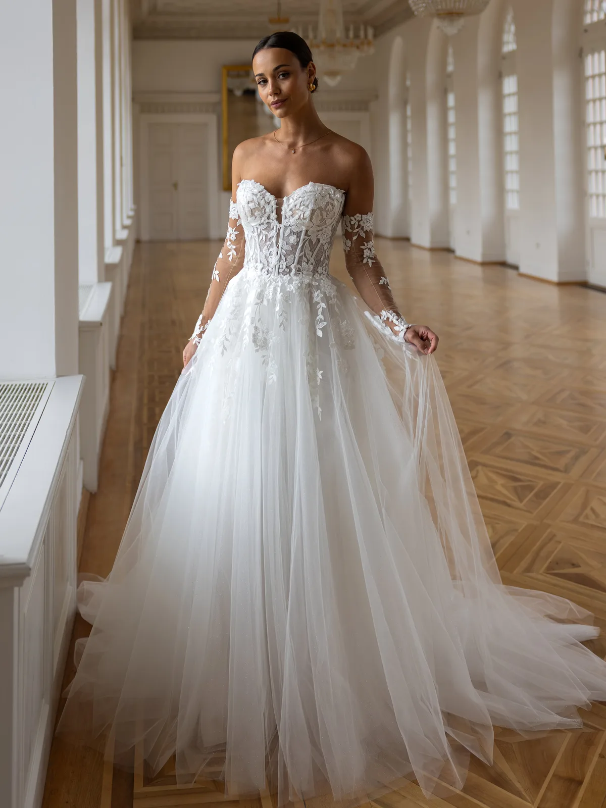 Diane Legrand De Luxe Brautkleid: De-Luxe-10005-12A3203-Edit