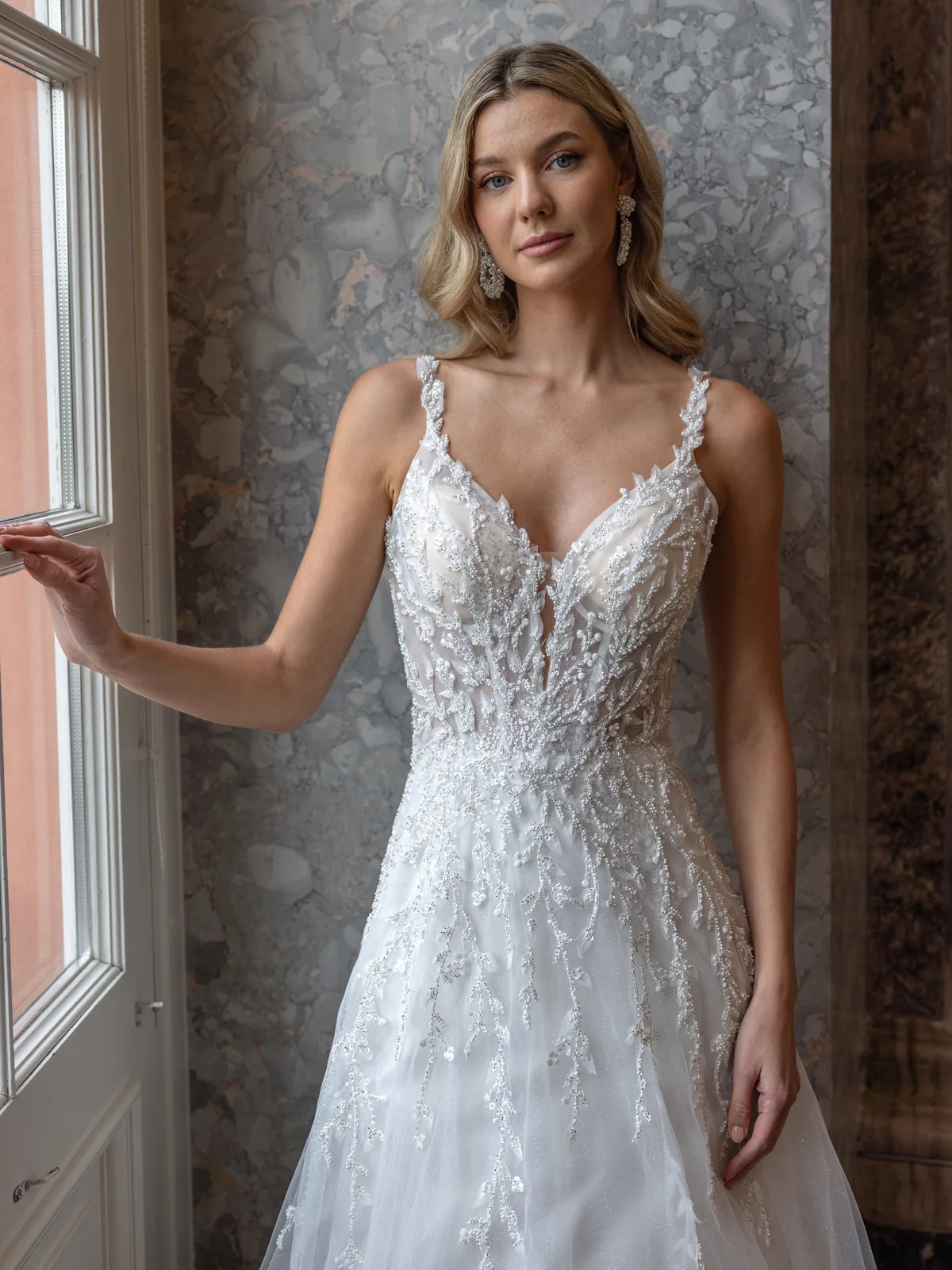 Diane Legrand De Luxe Brautkleid: De-Luxe-10006-12A2881-Edit