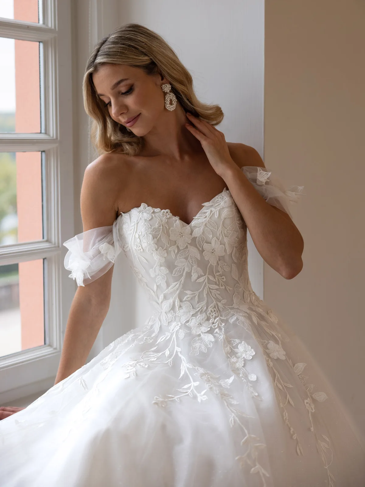Diane Legrand De Luxe Brautkleid: De-Luxe-10007-DELUXE-19