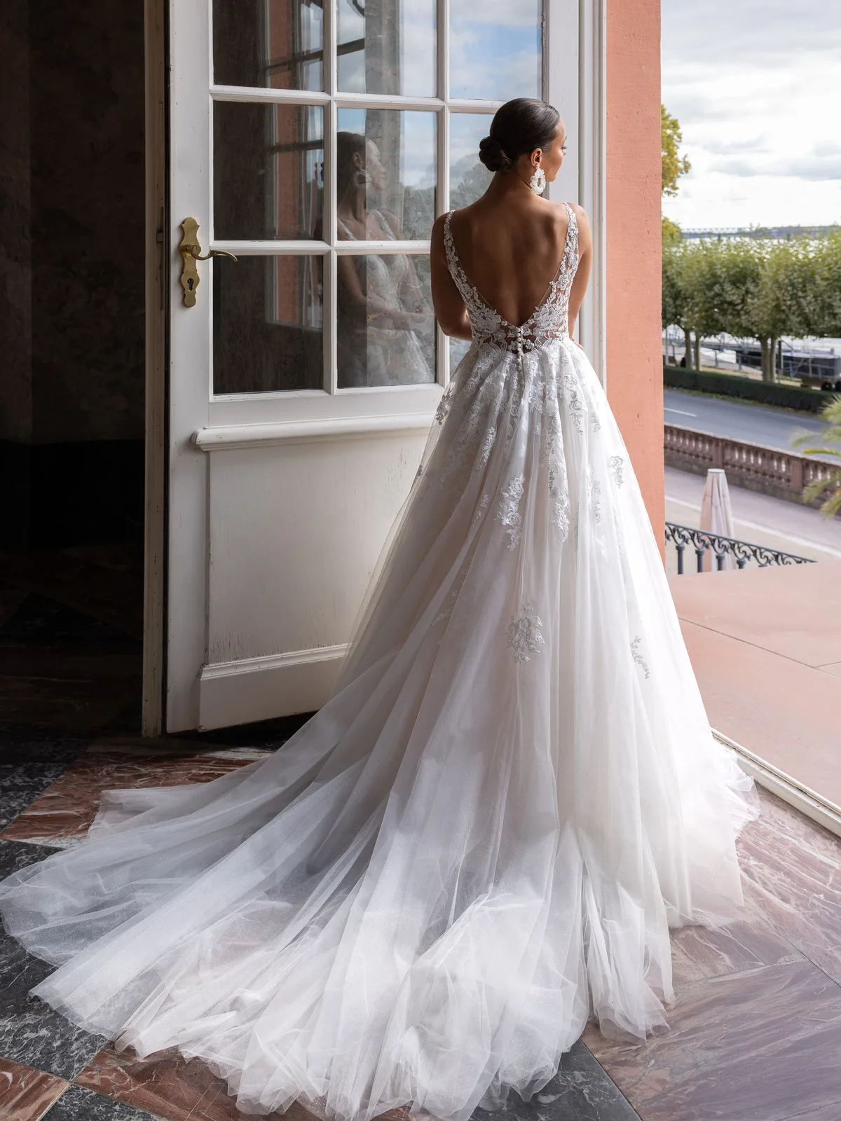 Diane Legrand De Luxe Brautkleid: De-Luxe-10008-12A7369-Edit