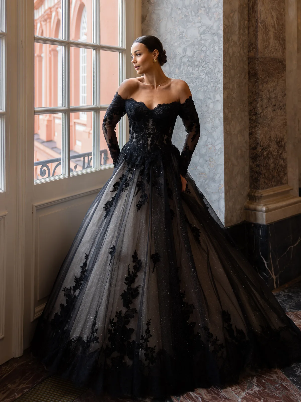 Diane Legrand De Luxe Brautkleid: De-Luxe-10010-12A2100-Edit