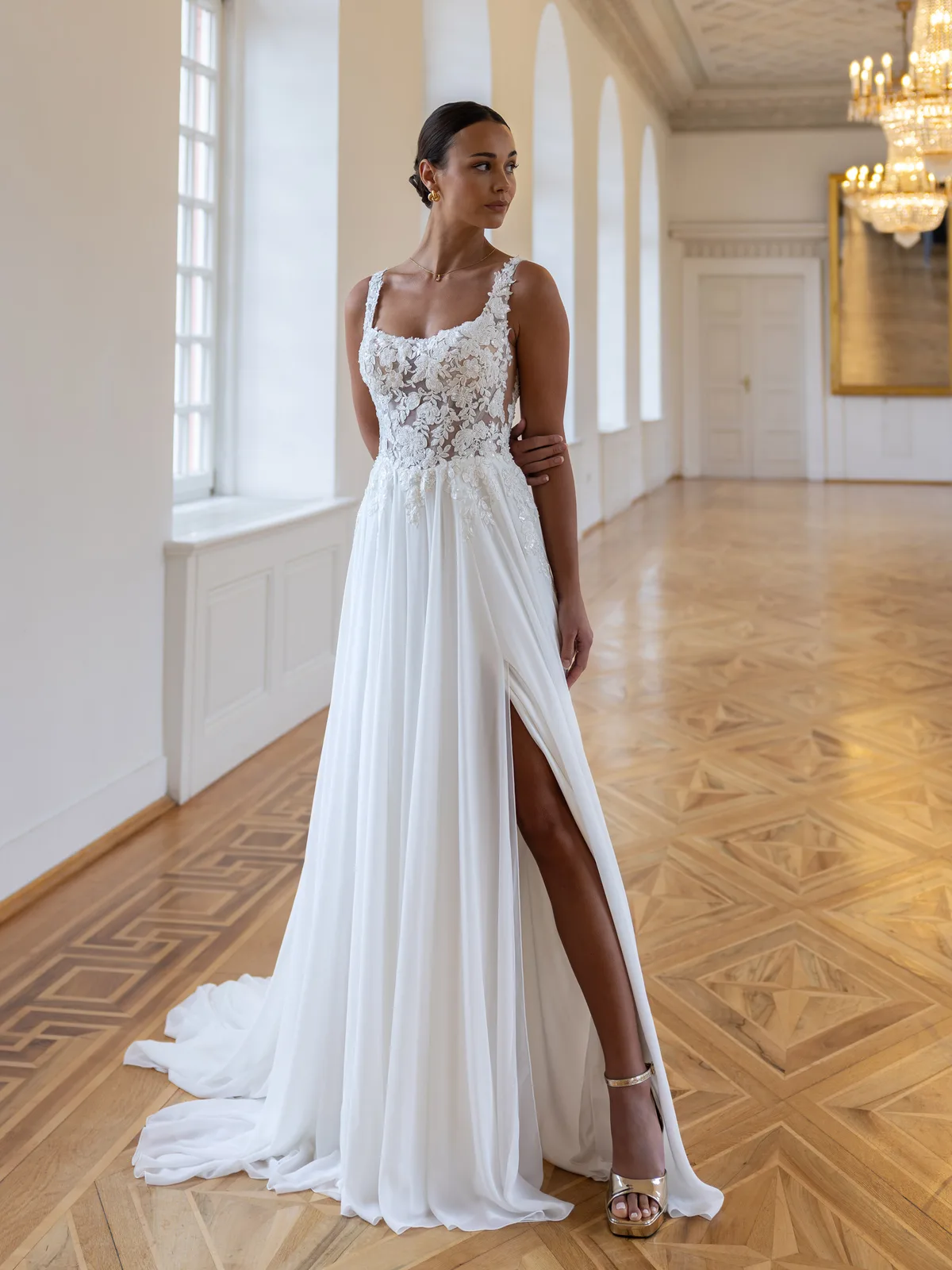 Diane Legrand De Luxe Brautkleid: De-Luxe-10014-12A1514-Edit