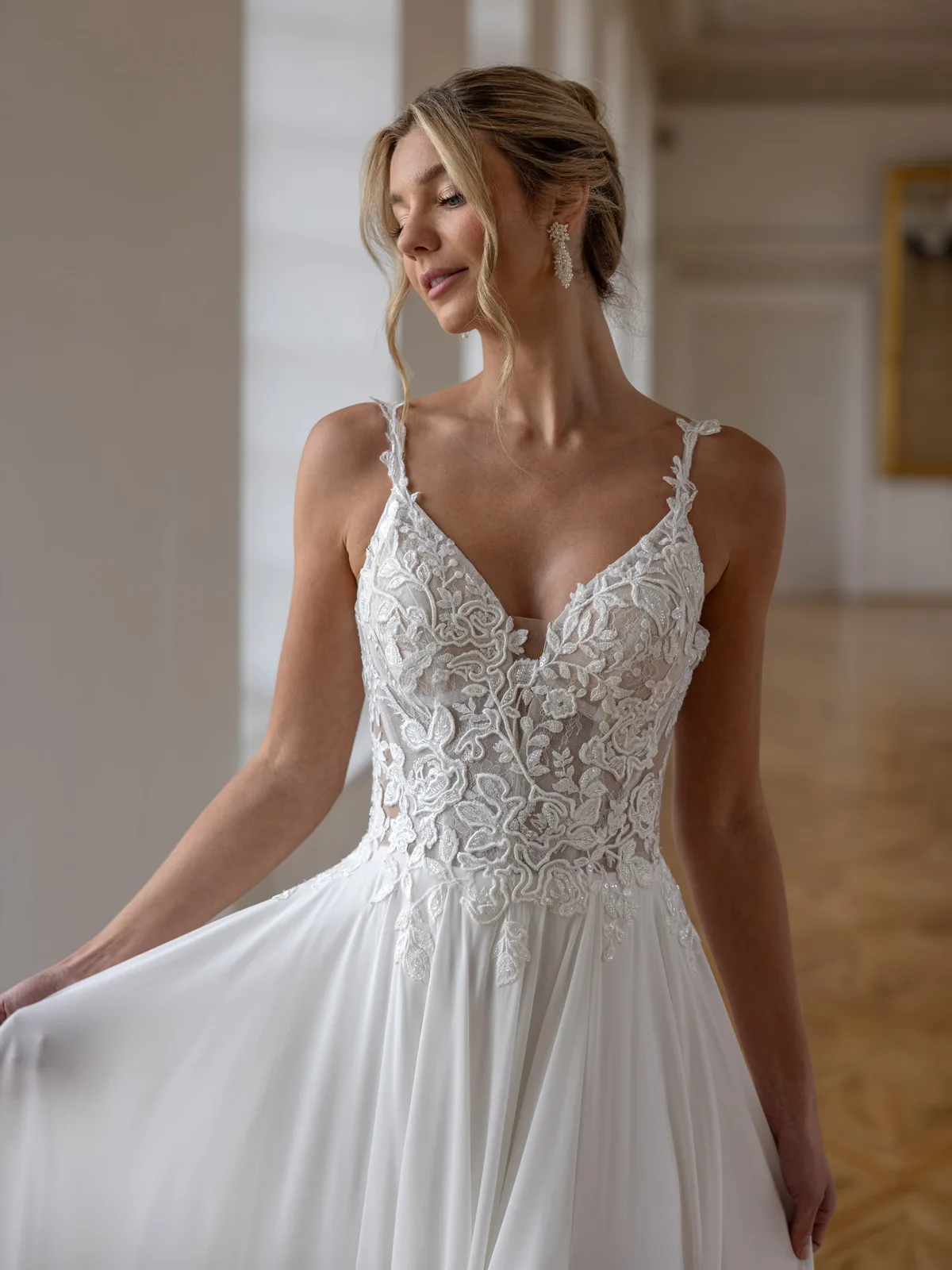 Diane Legrand De Luxe Brautkleid: De-Luxe-10017-12A7571-Edit