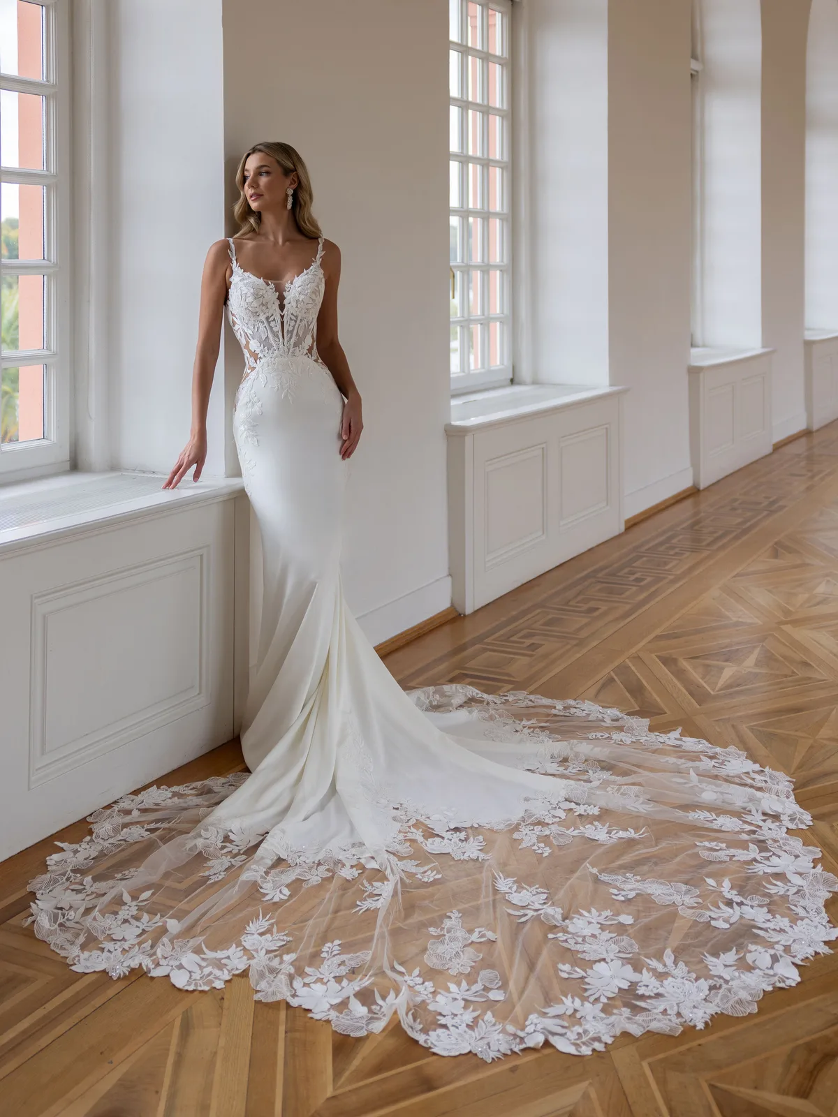 Diane Legrand De Luxe Brautkleid: De-Luxe-10021-12A2170-Edit