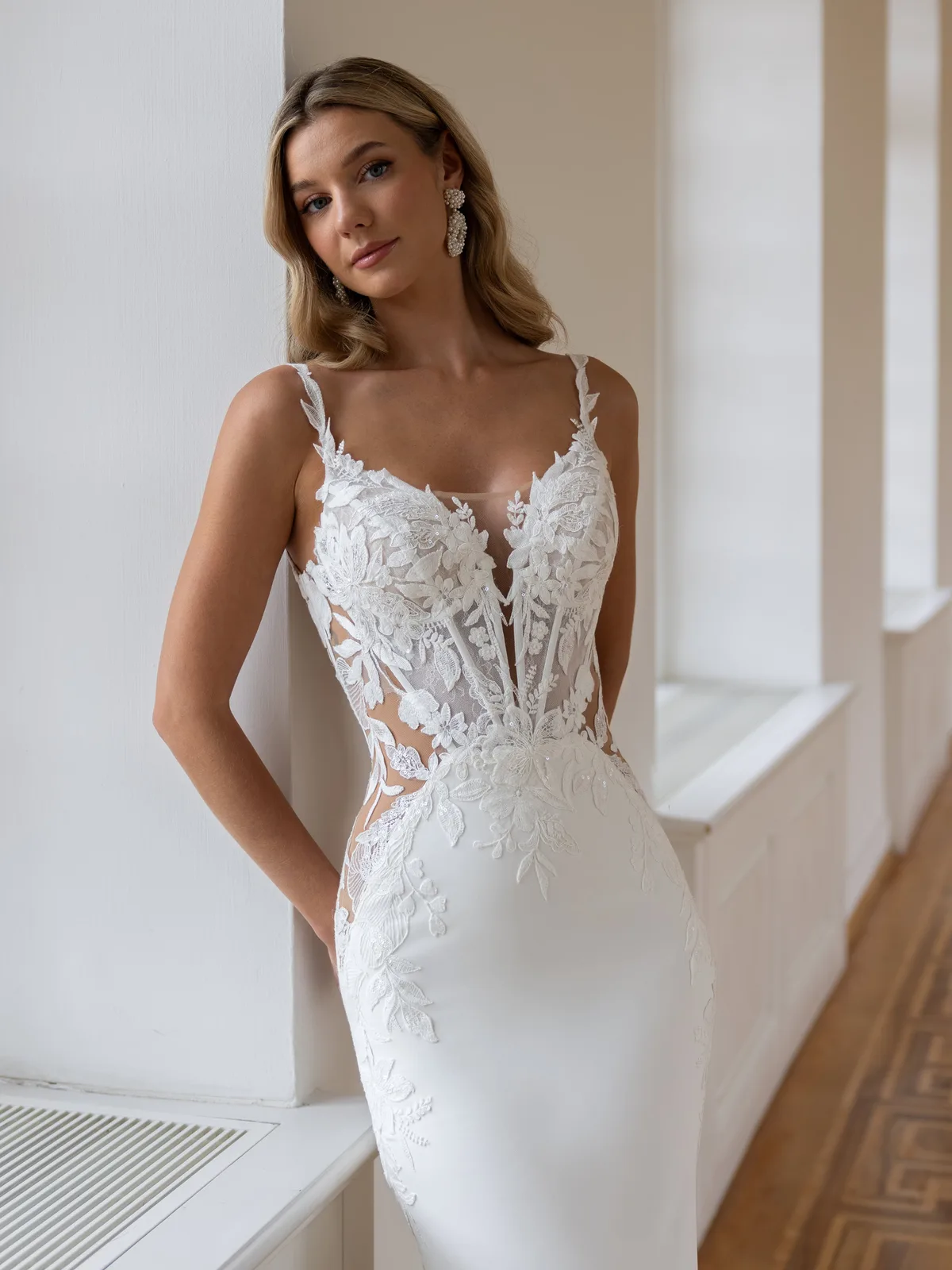 Diane Legrand De Luxe Brautkleid: De-Luxe-10021-12A2198-Edit