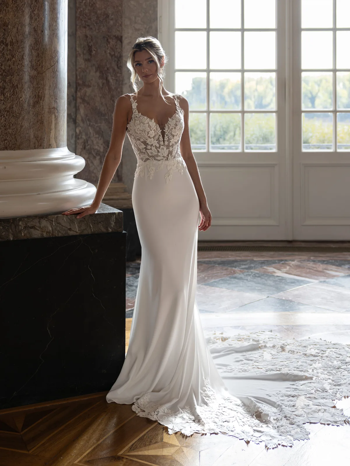 Diane Legrand De Luxe Brautkleid: De-Luxe-10025-12A6220-Edit