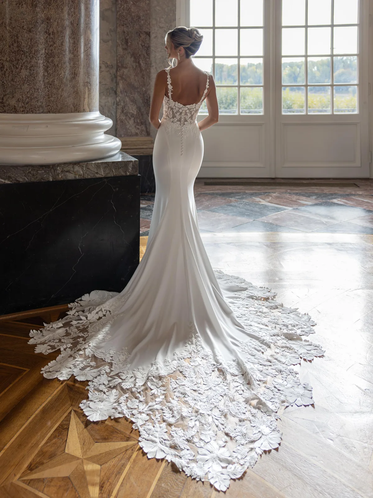 Diane Legrand De Luxe Brautkleid: De-Luxe-10025-12A6272-Edit