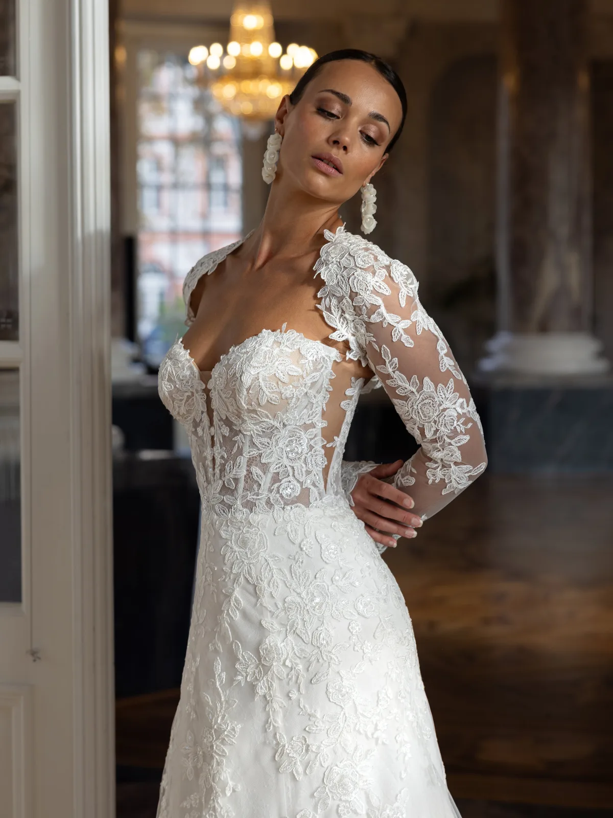 Diane Legrand De Luxe Brautkleid: De-Luxe-10027-12A8909-Edit