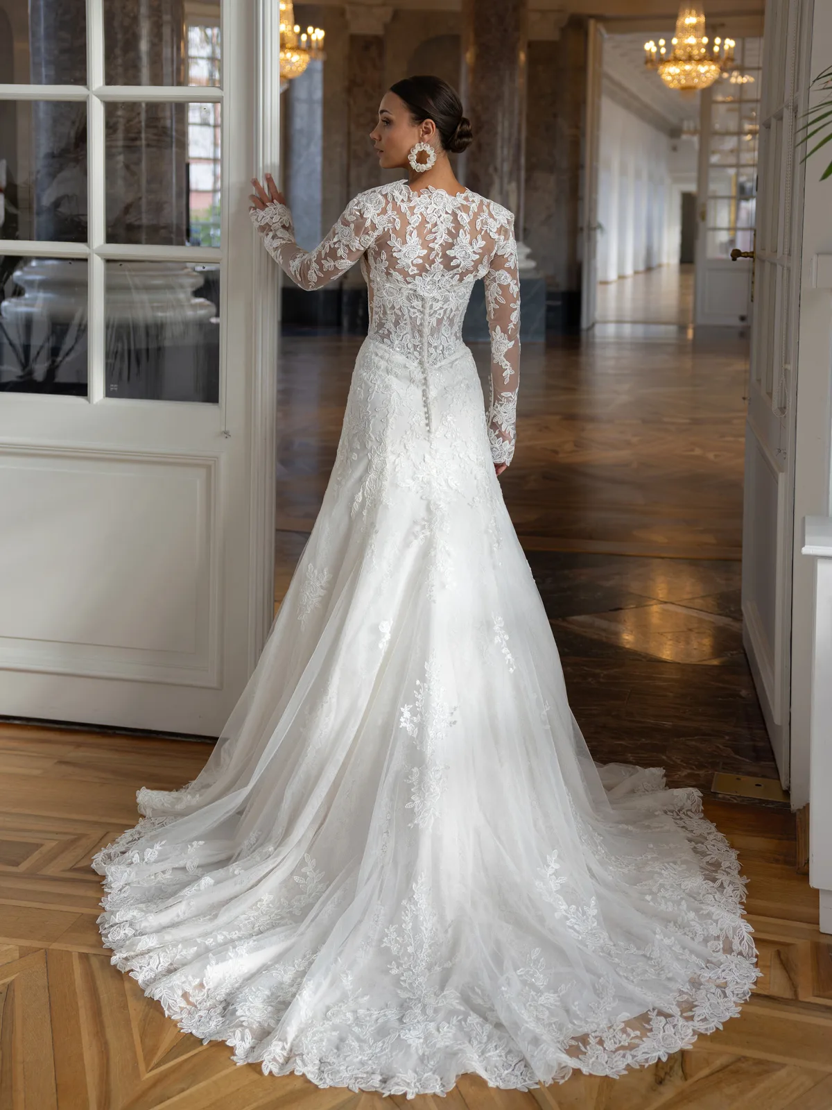 Diane Legrand De Luxe Brautkleid: De-Luxe-10027-12A8928-Edit