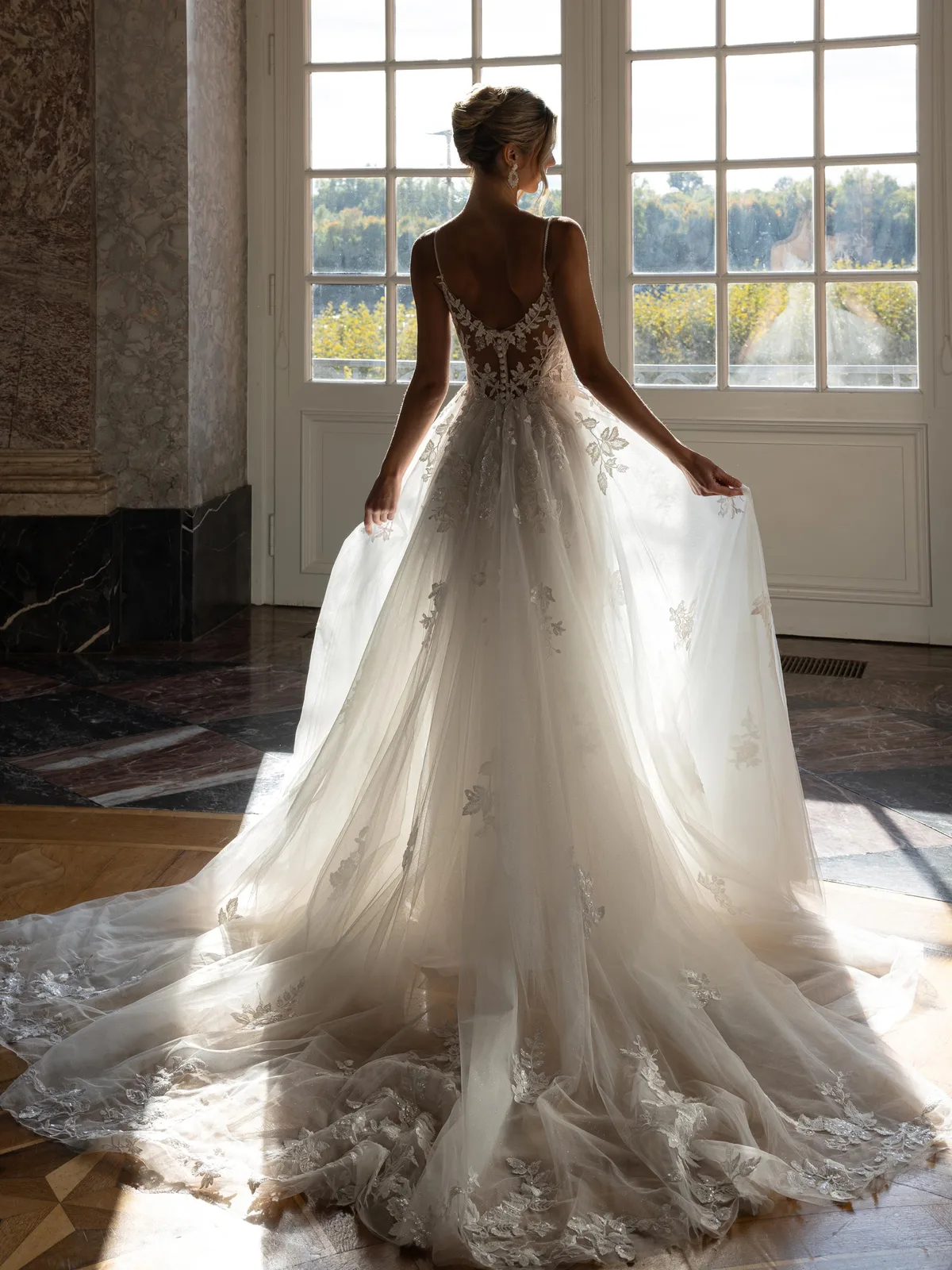 Diane Legrand De Luxe Brautkleid: De-Luxe-10033-12A9105-Edit