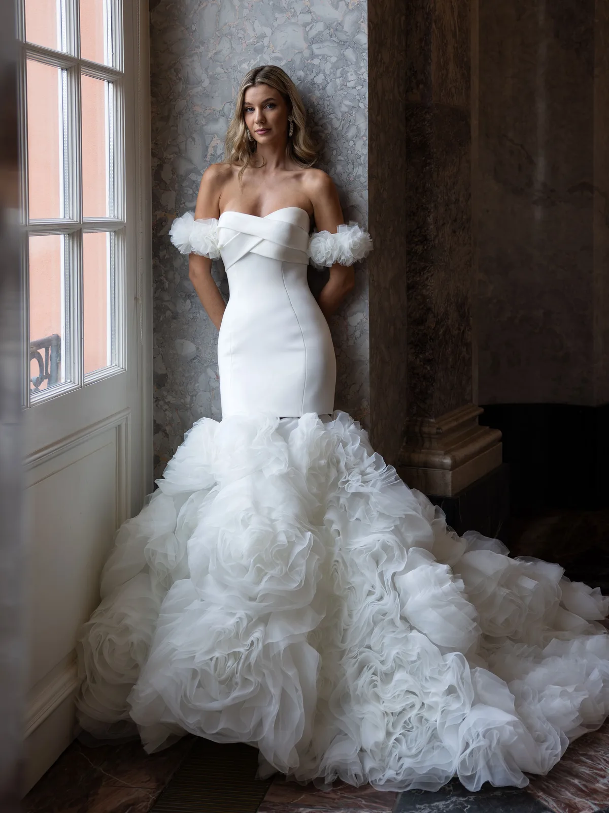 Diane Legrand De Luxe Brautkleid: De-Luxe-10035-DELUXE-31