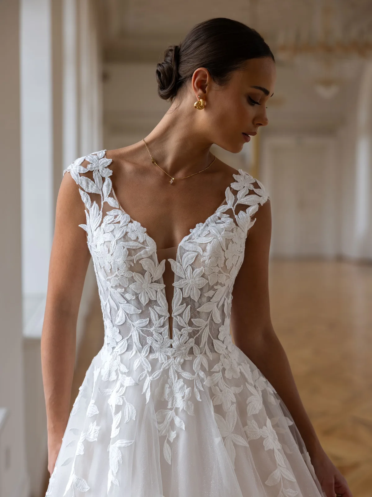 Diane Legrand De Luxe Brautkleid: De-Luxe-10043-12A2402-2-Edit