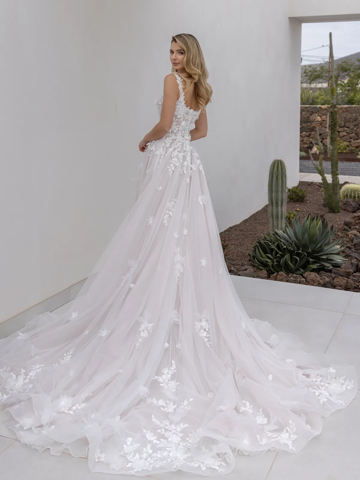 Diane Legrand Dreamy Brautkleid: Dreamy-82412-12A6485-Edit