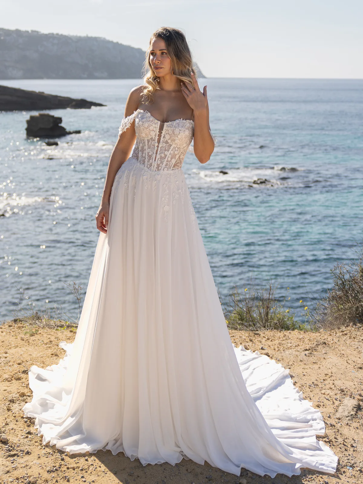 Diane Legrand Lisa Donetti Brautkleid: Lisa-Donetti-3019-12A8459