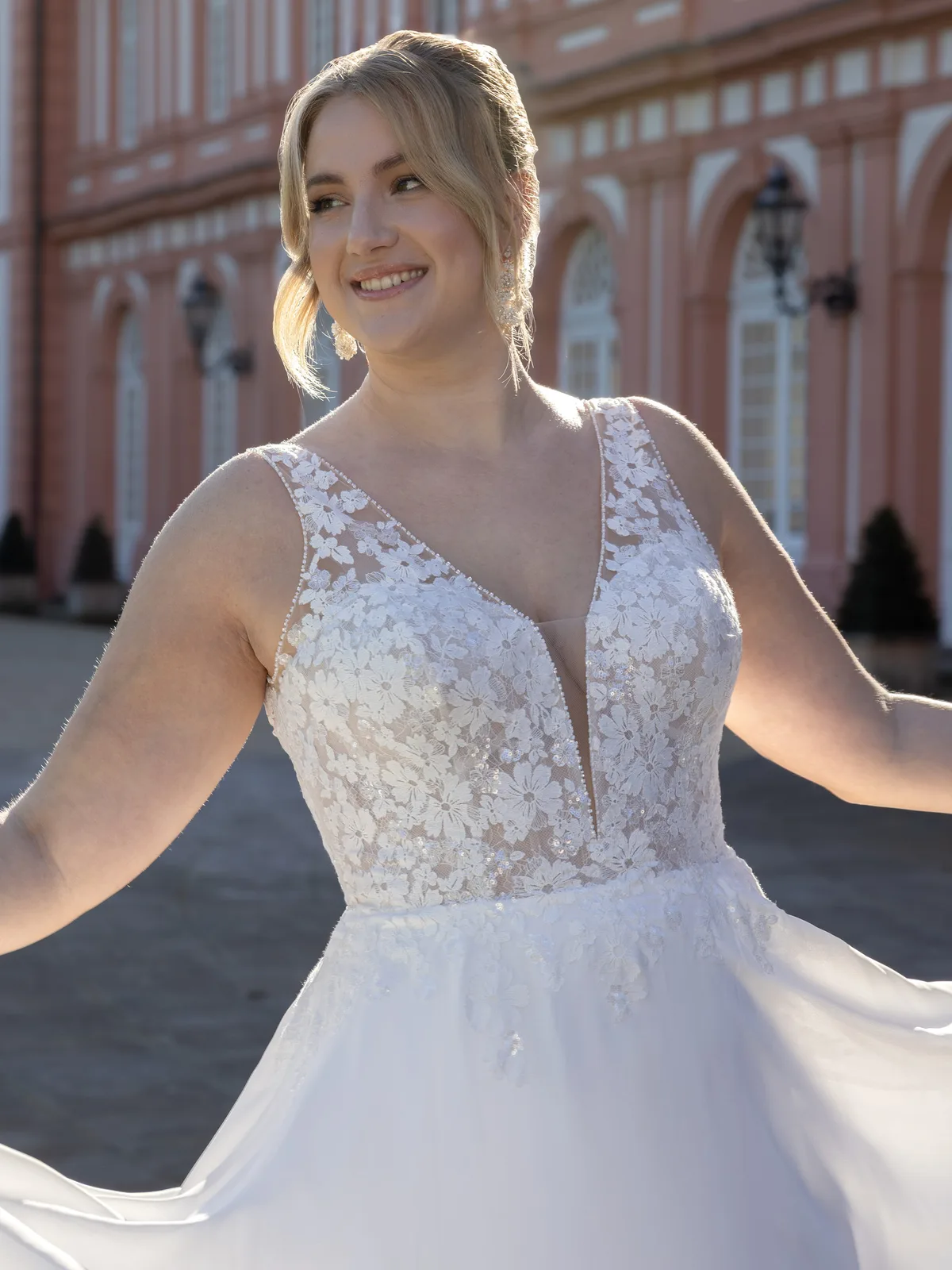 Diane Legrand Madonna Brautkleid: Madonna-90810-12A4357